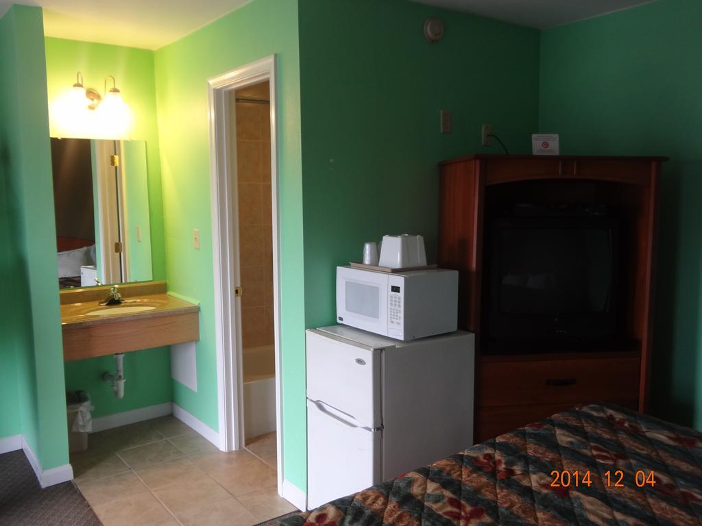 Budget Inn Lynchburg And Bedford Goode Ruang foto