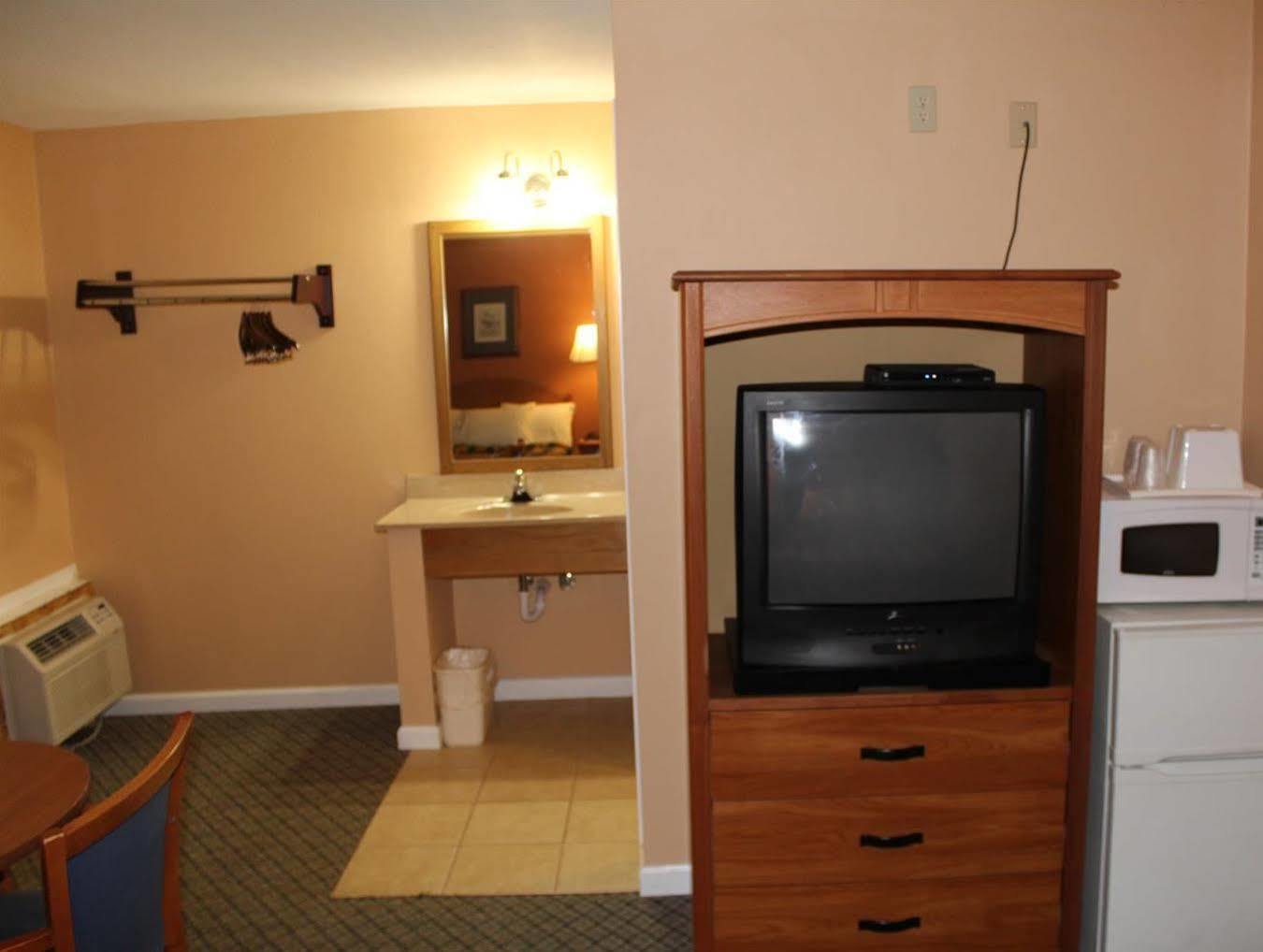Budget Inn Lynchburg And Bedford Goode Bagian luar foto